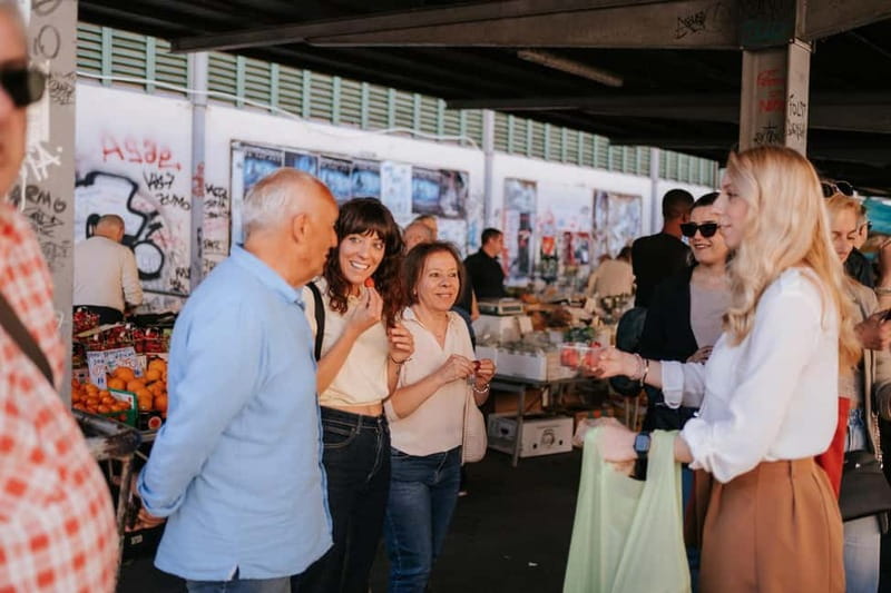Florence: Local Food, Wine & Market Walking Tour - Bakery sweets: watch cantucci being made