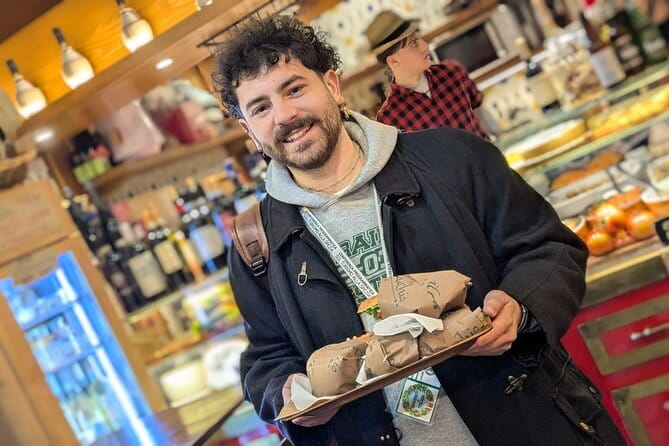 Florence Street Food Walking Tour with wine in Duomo Area - Key points to know before booking