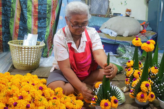 Flower Market & Floral Art: Multilingual Private Tour [EN/others] - Guanyin Shrine and Bangkok’s Chinese traditions