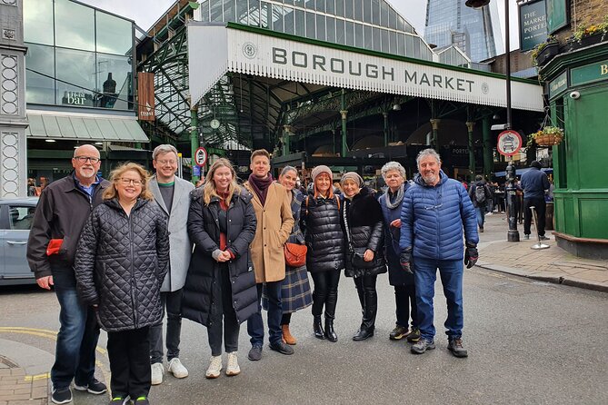 Food & drink walking tour in South East London. Bermondsey - Borough Market. - A G&T at the local distillery