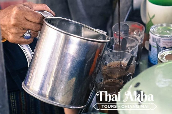 Fresh Local Market Tour - Food tour in Chiang Mai - 11:00 am walk to the park and lunch