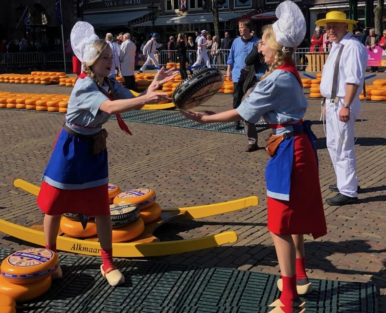 From Amsterdam; Alkmaar Cheese market & Zaanse Schans - Timing, transport, and the value of the day