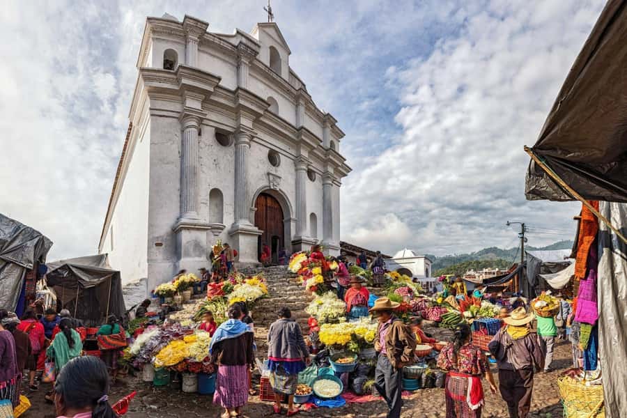 From Antigua to Chichicastenango: Mayan Market Day Trip - Entering the Chichicastenango Market