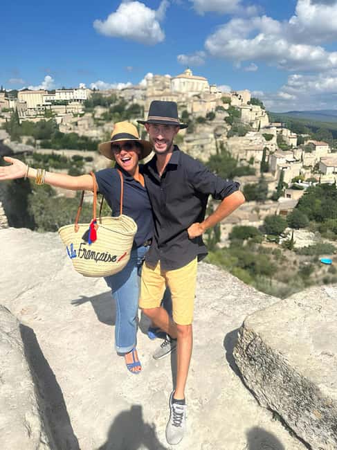 From Avignon: Full Day Luberon Market & Villages - Fontaine de Vaucluse and the source of the river