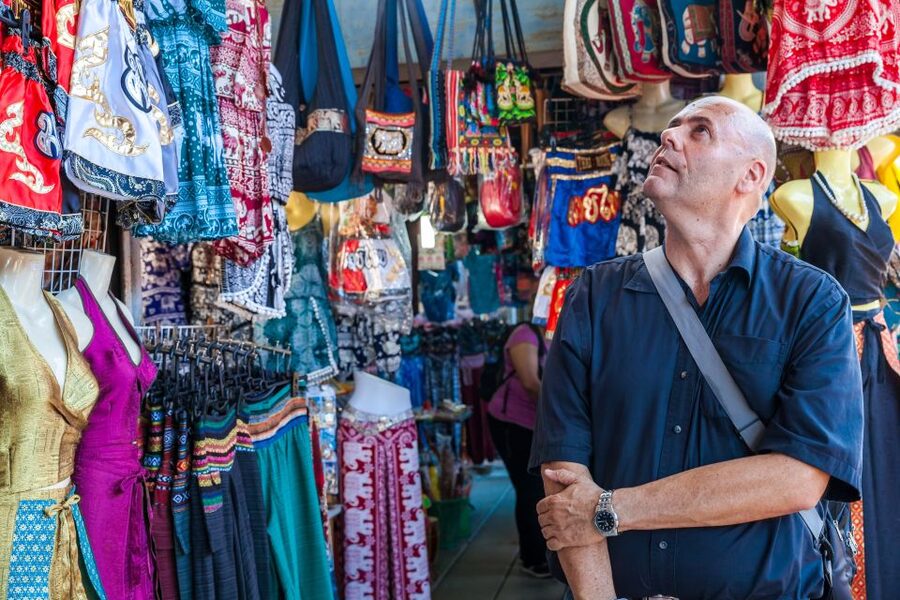 From Bangkok: Damnoen Saduak Floating Market Guided Tour - What the Bangkok to Damnoen Saduak tour is really like