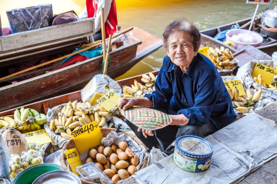 From Bangkok: Damnoen Saduak Floating Market Guided Tour - Is $122 good value?