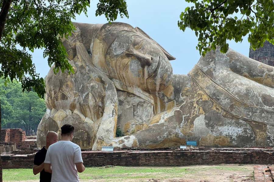 From Bangkok: Floating Market & Ayutthaya Private Day Trip - Why this Bangkok day trip packs in so much