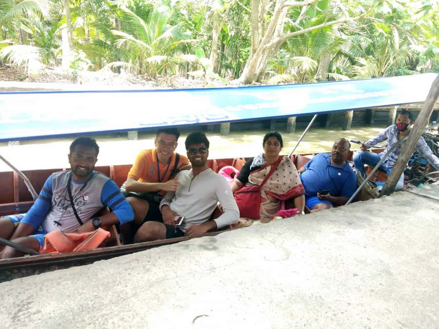 From Bangkok: Floating & Railway Markets Tour & Coconut Farm - Coconut sugar at a traditional farm
