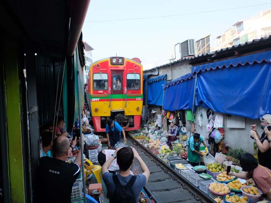 From Bangkok: Private Railway and Floating Market Tour - What the private format changes