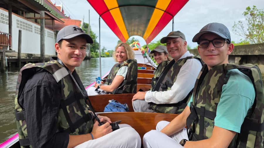 From BANGKOK: Railway Market and Amphawa Floating market - Key points to know before booking