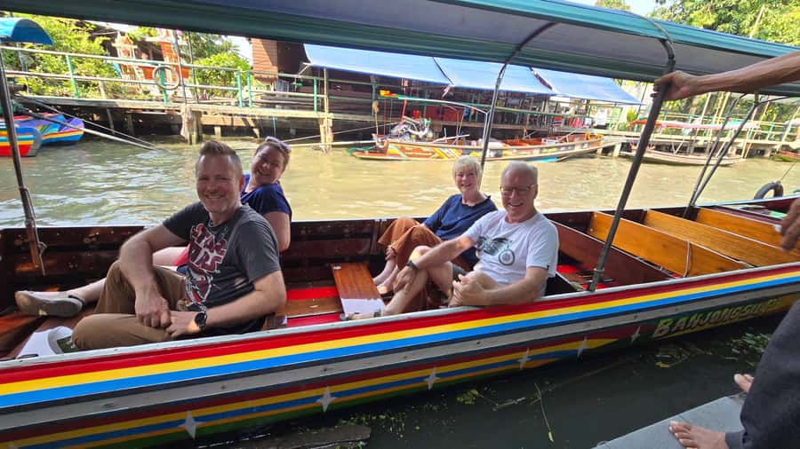 From BANGKOK: Railway Market and Amphawa Floating market - Why these two markets make a good Bangkok day trip