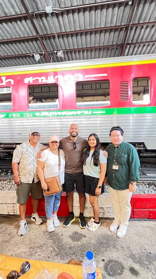 From BANGKOK: Railway Market and Amphawa Floating market - Amphawa’s canals and five temple visits