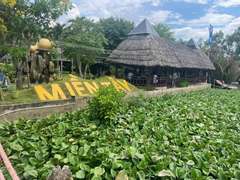 From HCM: Mekong Delta Can Tho Floating Market 2-Day Tour - One night in Can Tho