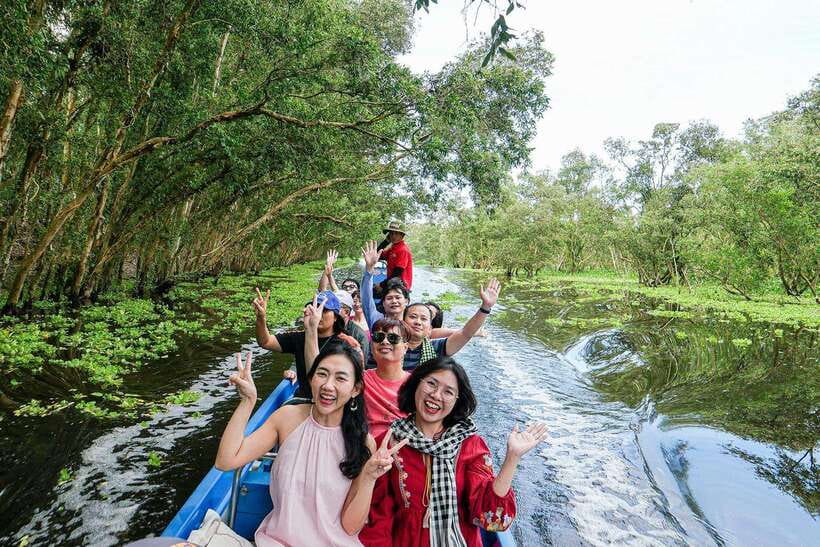 From HCM: Tour 2 day Mekong Can Tho Cai Rang Floating Market - Cai Rang Floating Market before the day heats up