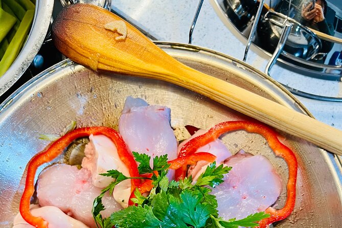 From Market to Table with Paula (Loulé) - Private Cookery Class - What the private format means