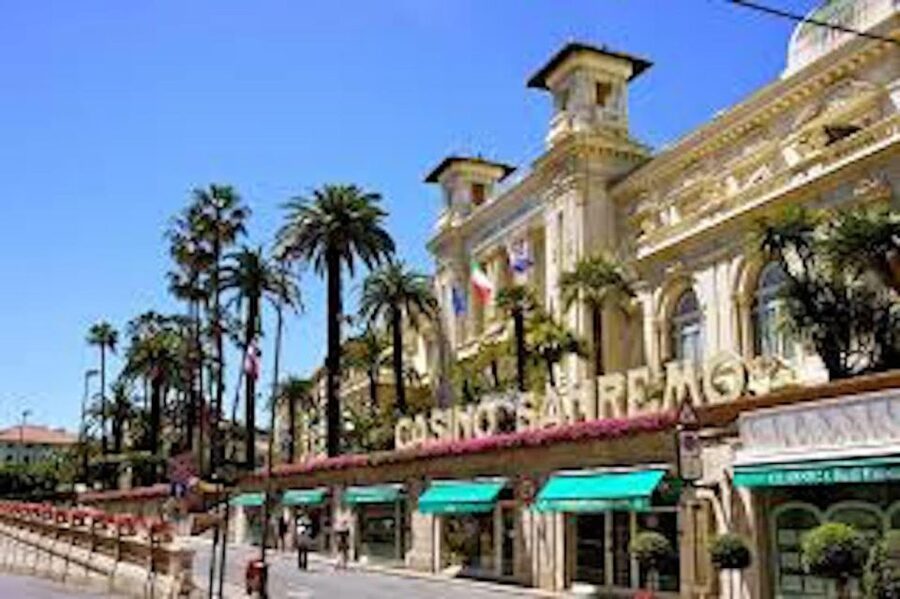 From Nice: Full-Day Italian Market, Menton, & La Turbie Tour - Guides can make the difference