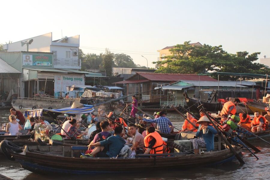 From Saigon: Private Tour to Cai Rang Floating Market 1 Day - Why Cai Rang needs an early start