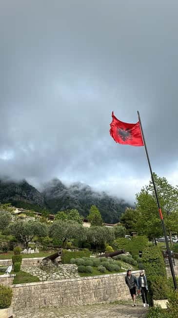 From Tirana/Shkoder: Kruja Castle, Old Bazaar, Sari Salltik - Medieval remains and the Fatih Sultan Mehmet Mosque