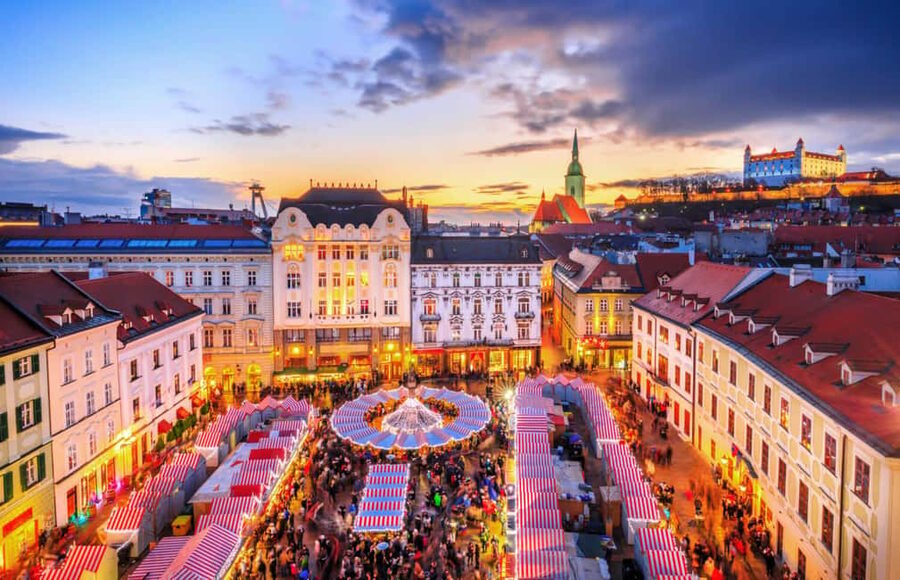 From Vienna: Bratislava Christmas Markets Guided Tour - The morning ride from Vienna