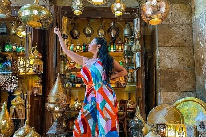 FULL Day Tour Pyramids of Giza , THE Egyptian MUSEUM And Khan El Khalili Market - Guide quality and the private format