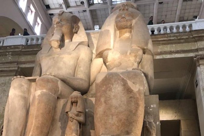 Full - Day Tour to Giza Pyramids , Cairo Museum & Bazaar Includes Lunch - Seeing the Great Sphinx with context