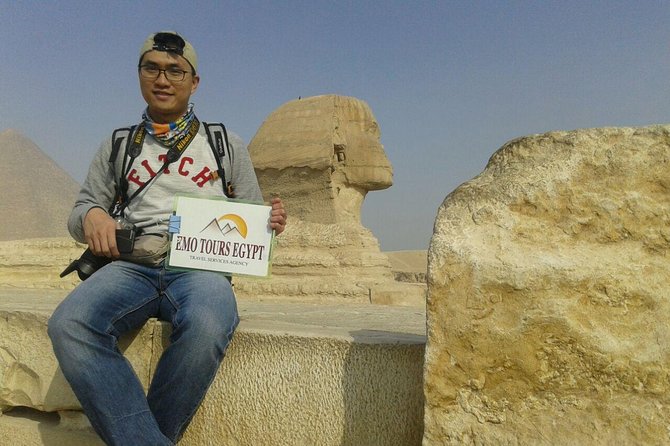 Full Day Tour To Giza Pyramids Egyptian Museum and Khan Khalili Bazaar - Meeting the Sphinx and the Valley Temple