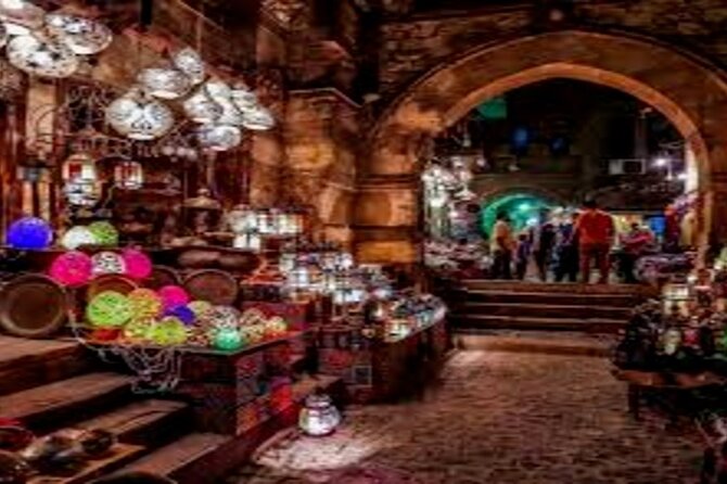 Full Day Tour to Giza Pyramids, Sphinx, Egyptian Museum, Khan el-Khalili Bazaar - Who should book this Cairo tour