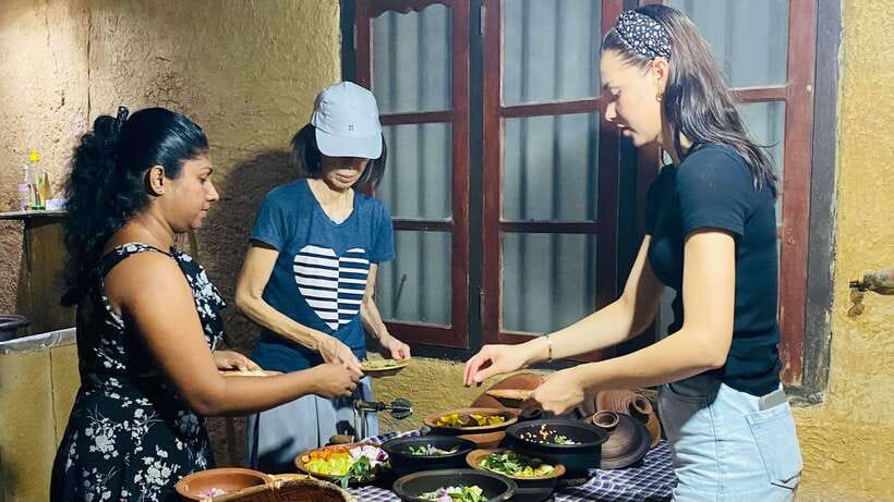 Galle: Cooking Class at a Local Home and Market Tour - The market visit: choosing the meal before cooking it