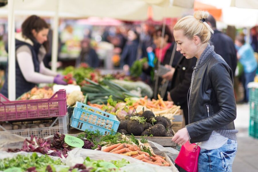 Genoa: Market & Lunch/Dinner at a Local's Home - Timing, language, and dietary needs