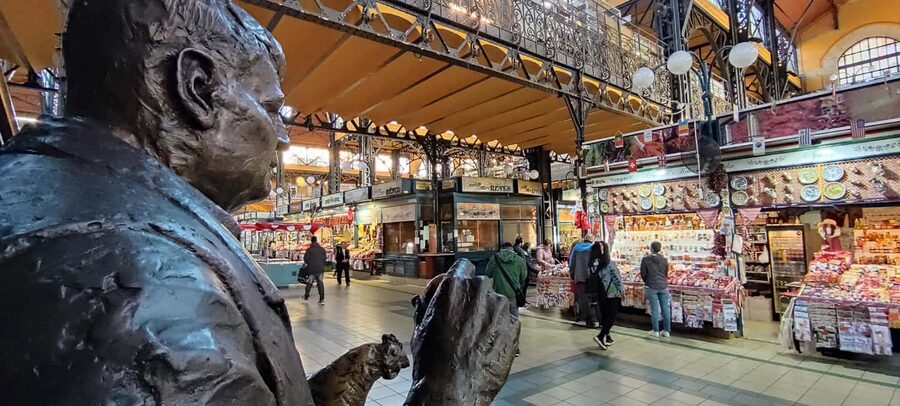 German tour: Central Market Hall of Budapest with tastings - What the Central Market Hall adds to the tasting
