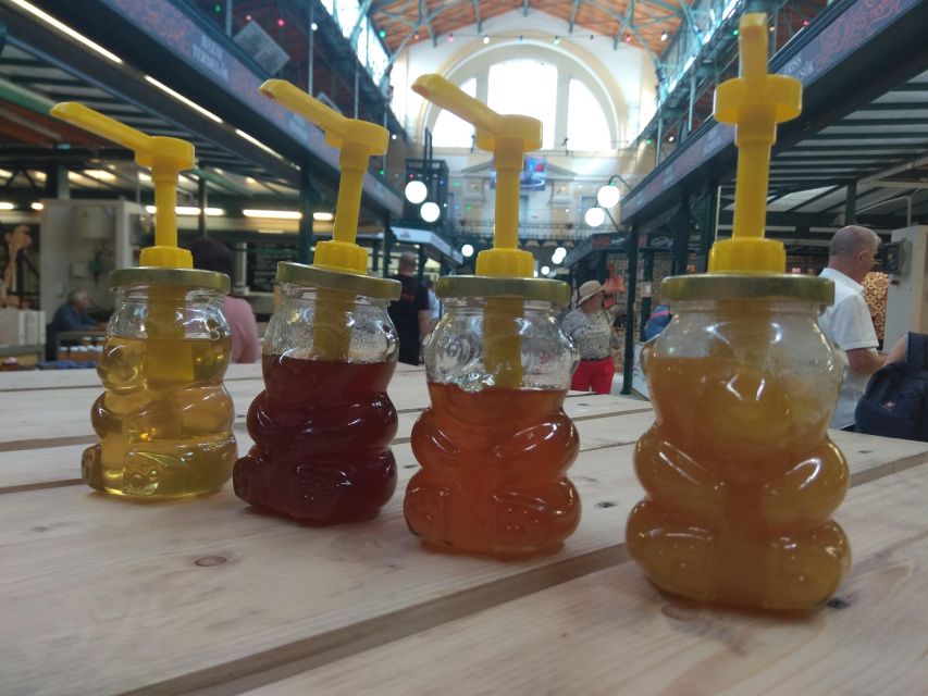 German tour in the Market Hall of Budapest with tastings - Who should book this market tour