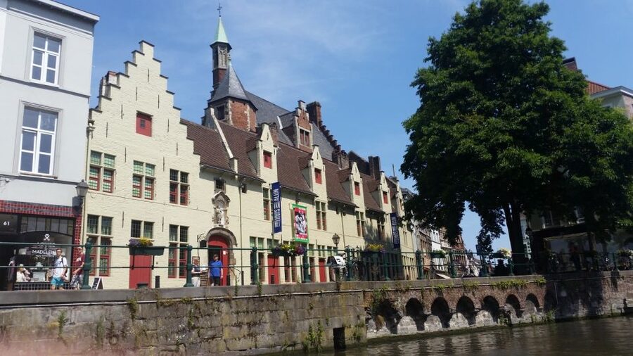 Ghent: Walking Tour from Friday Market to the Cathedral - Who will get the most from this tour
