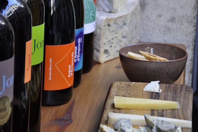 Girona Morning Food Tour & Local Market - Regional food near Plaça de Catalunya and Carrer Ultònia