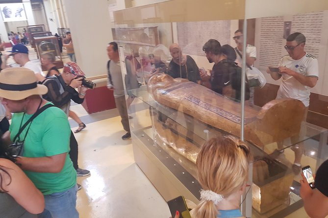 Giza Pyramids, Egyptian Museum and old Bazaar Day Tour - Starting at the Giza Pyramids