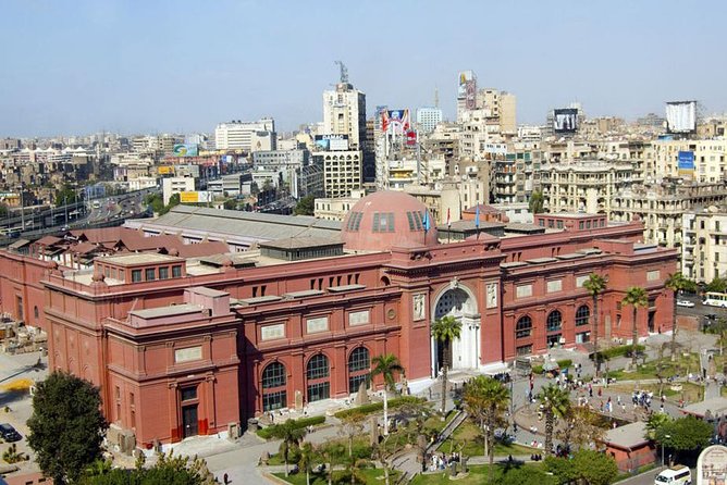 Giza Pyramids,Egyptian Museum & Khan El-Khalili Bazaar Full Day Tour with lunch - Lunch and the practical middle of the day