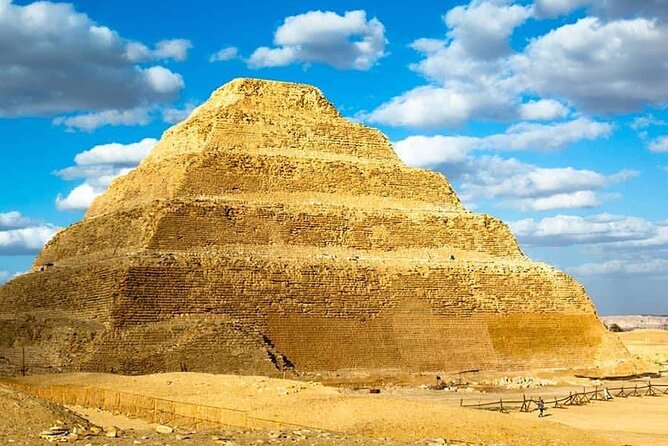 Giza Pyramids, Memphis, Sakkara, Dahshur Pyramids & El Khan Bazaar-Private Tour - Lunch and ancient Memphis