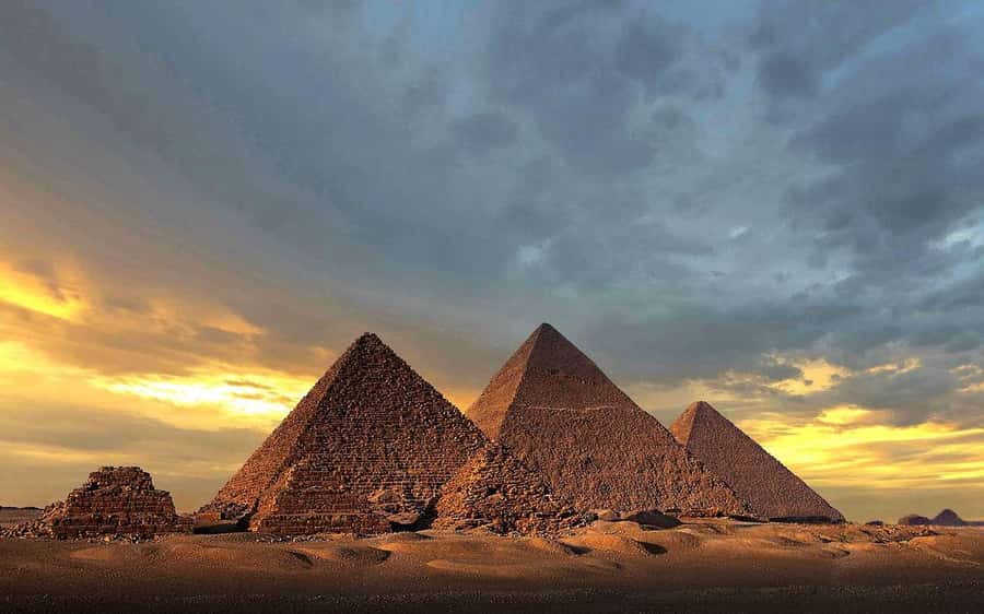 Giza Pyramids, Mummy Museum And Bazaar Private Day Tour - What the private format changes