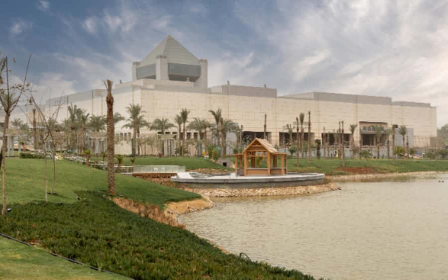 Giza: Pyramids, Museum of Civilization and Old Cairo, Bazaar - Khan el-Khalili and the practical side of shopping