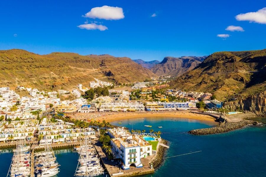 Gran Canaria: Puerto de Mogán Local Market Day Trip - The coach ride and the Puerto Rico photo stop