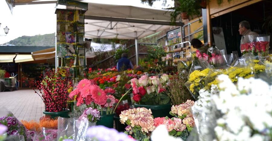 Gran Canaria: Traditional Markets, San Mateo & Teror - San Mateo brings a second food stop