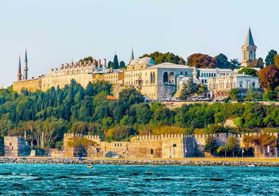 Guided Half-Day Istanbul Tour: Topkapi & Grand Bazaar - Key points at a glance