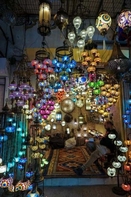 Guided Half-Day Istanbul Tour: Topkapi & Grand Bazaar - Entering Topkapi Palace and the Ottoman court