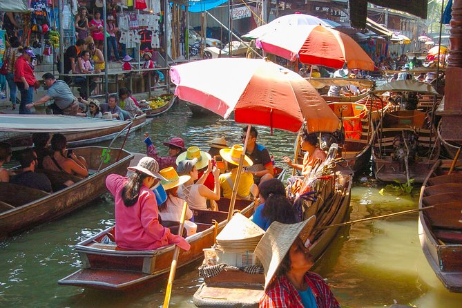 Half-Day Damnoen Saduak Floating Market Small Group Tour - A possible coconut farm detour