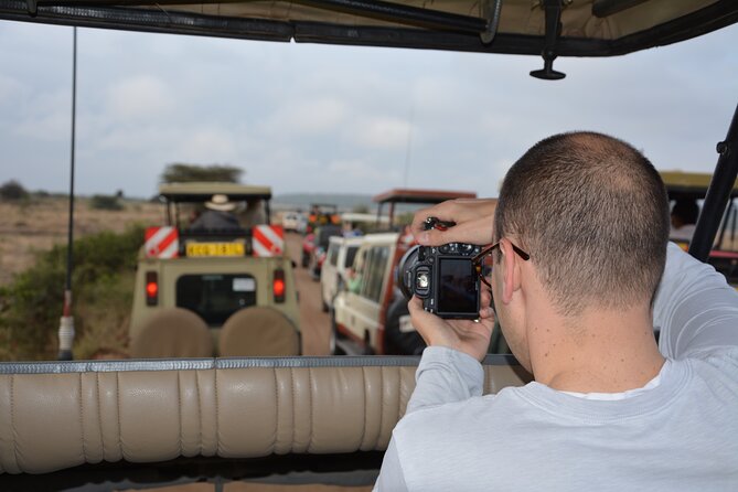 Half-Day Nairobi National Park and Maasai Market with Pick up - Who should book this outing?