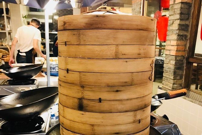 Half-Day steamed Buns Cooking Class with a Local Market Visit - Tea in a traditional Sichuan courtyard