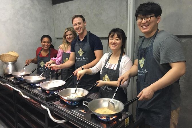 Hands on Thai Cooking Class and Market Tour - Timing, meeting point, and practical details
