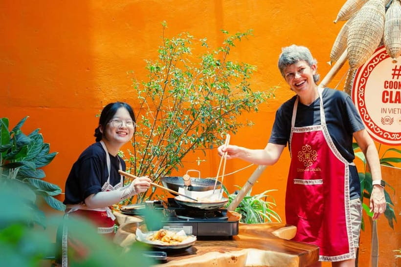Hanoi Cooking Class: Market Tour, Free Recipe & Beverages - What the $34 price really covers