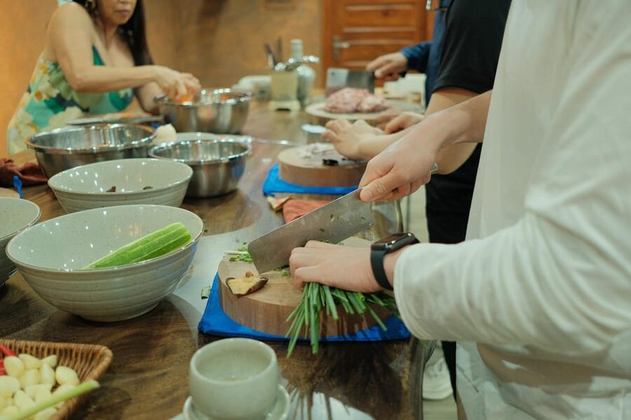 Hanoi Cooking Class: Market Tour, Free Recipe & Beverages - Who will enjoy this Hanoi cooking class