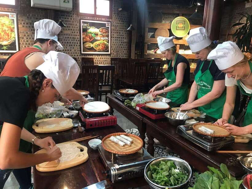 Hanoi Food Adventure: Vietnamese Market Tour & Cooking Class - What makes the market visit worthwhile