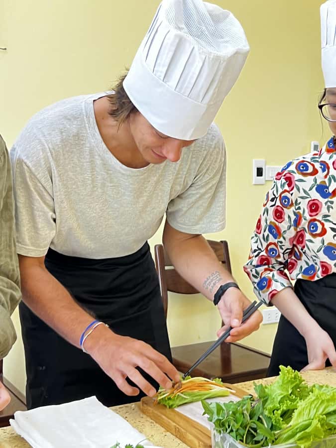 Hanoi: Maya Traditional Cooking Class & Market Tour - Who should book this class